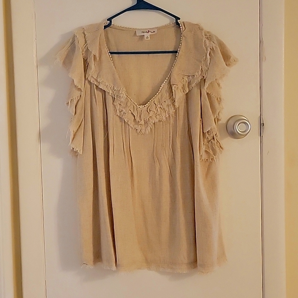 Beige distressed shirt